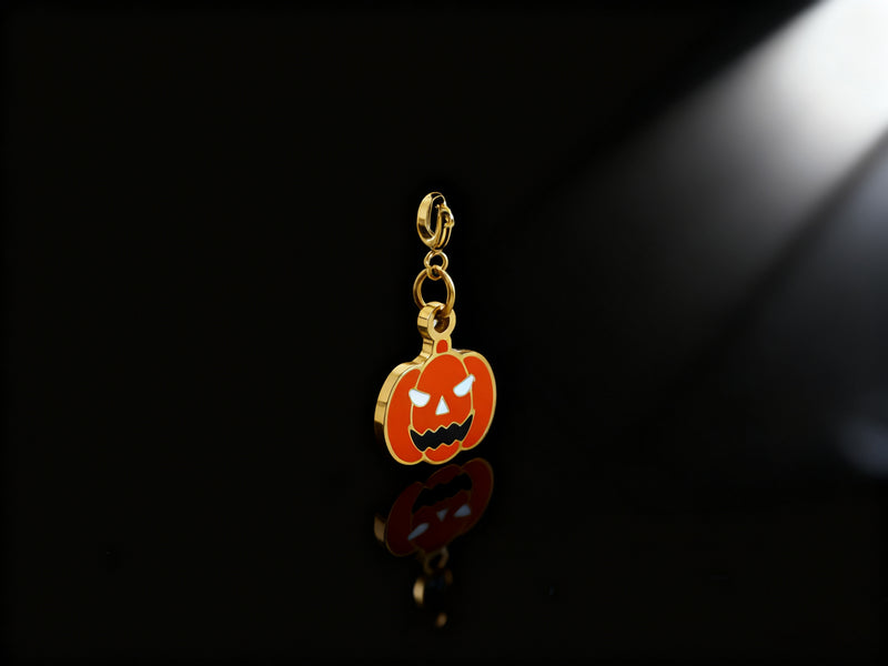 5 Styles Halloween Necklaces, Leather Rope with Stainless Steel 18K Gold Plated Enamel Pendants, Niche Dark Style Festival Exclusive Neckwearendant/Enamel Bat Pendants for Halloween