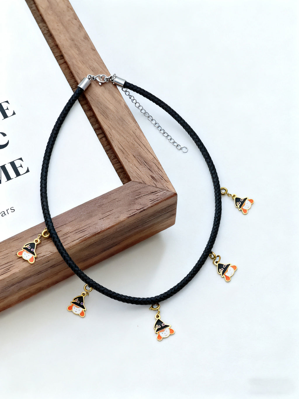 5 Styles Halloween Necklaces, Leather Rope with Stainless Steel 18K Gold Plated Enamel Pendants, Niche Dark Style Festival Exclusive Neckwearendant/Enamel Bat Pendants for Halloween